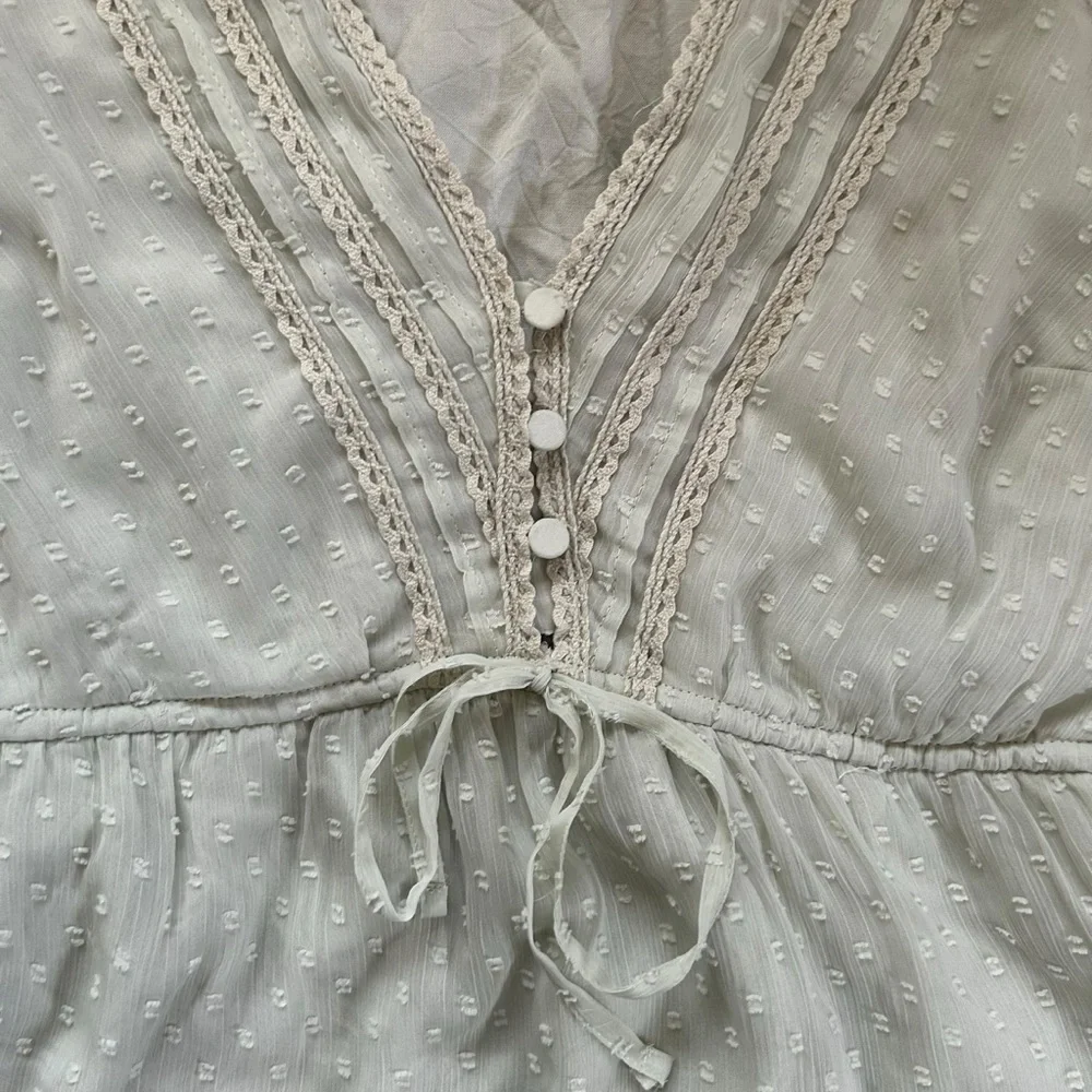 Abercrombie & Fitch Pale Green Swiss Dot Blouse Long Sleeve Boho Cottagecore S